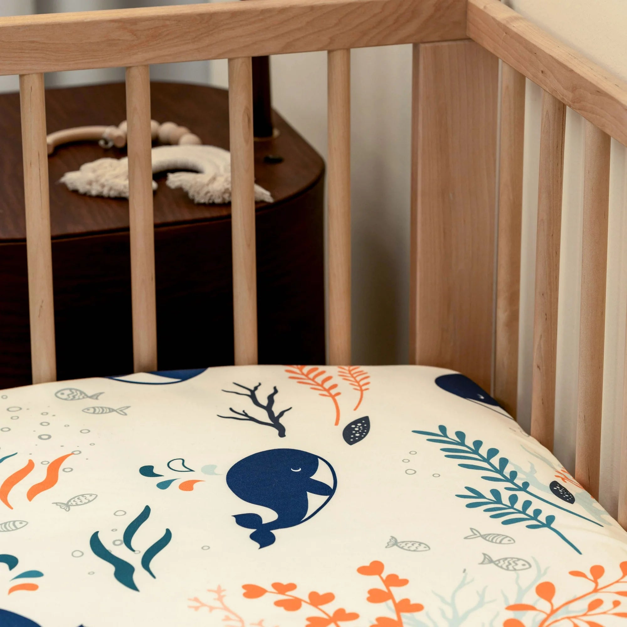 Gllquen Baby Crib Sheets, Organic Fitted Elastic (52" x 28" x 9", Blue Ocean)